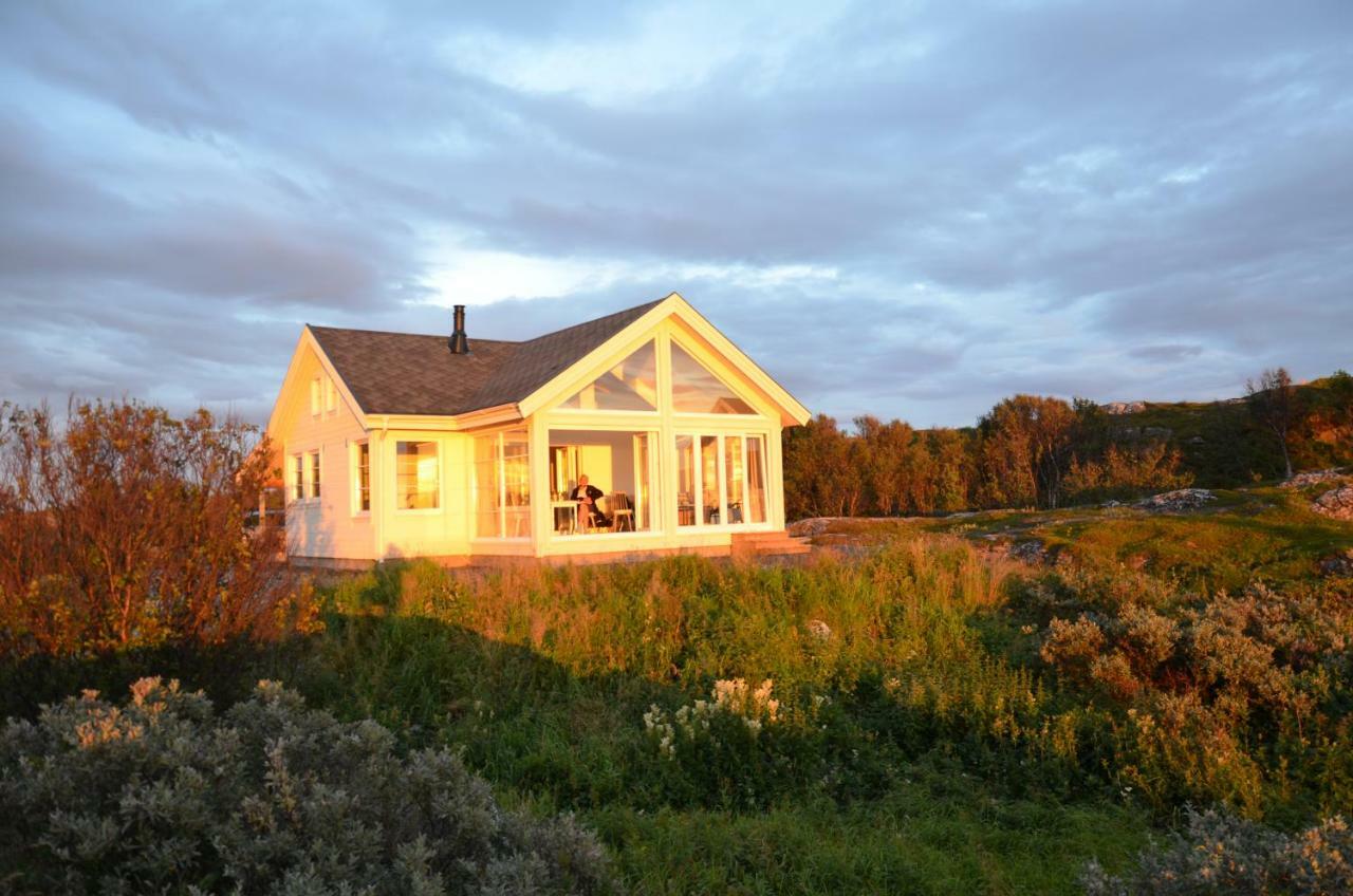 Superior Cottage With Sea View In Senja Senjehesten Екстериор снимка