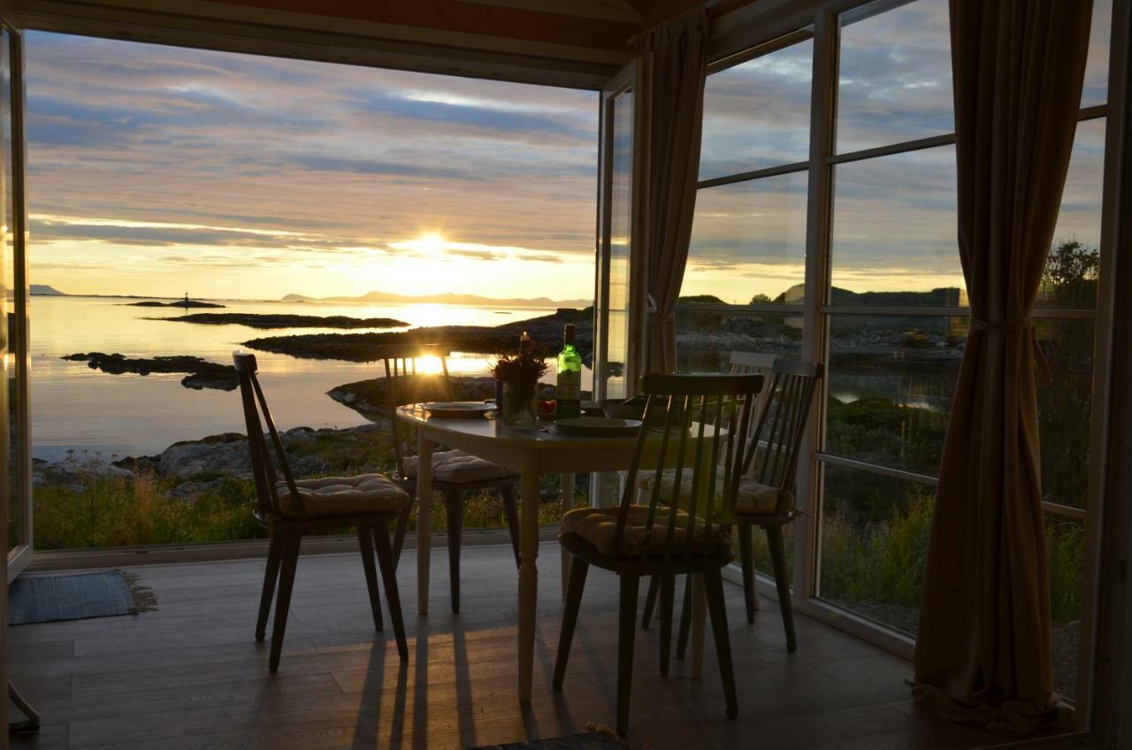 Superior Cottage With Sea View In Senja Senjehesten Екстериор снимка